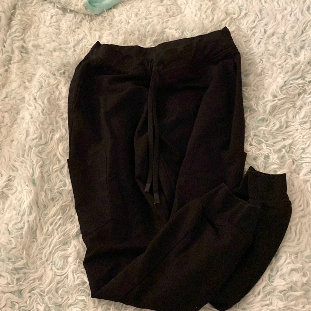 Mandala scrub joggers, lots of pockets
